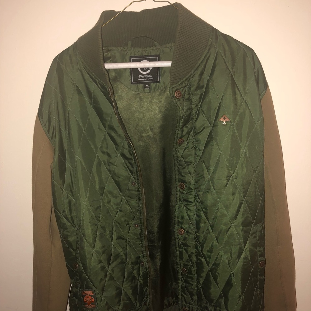 LRG bomber men’s medium